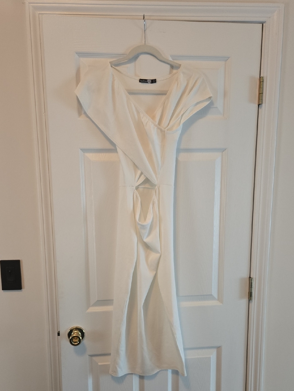 Boohoo White Twist-Detail Midi Dress